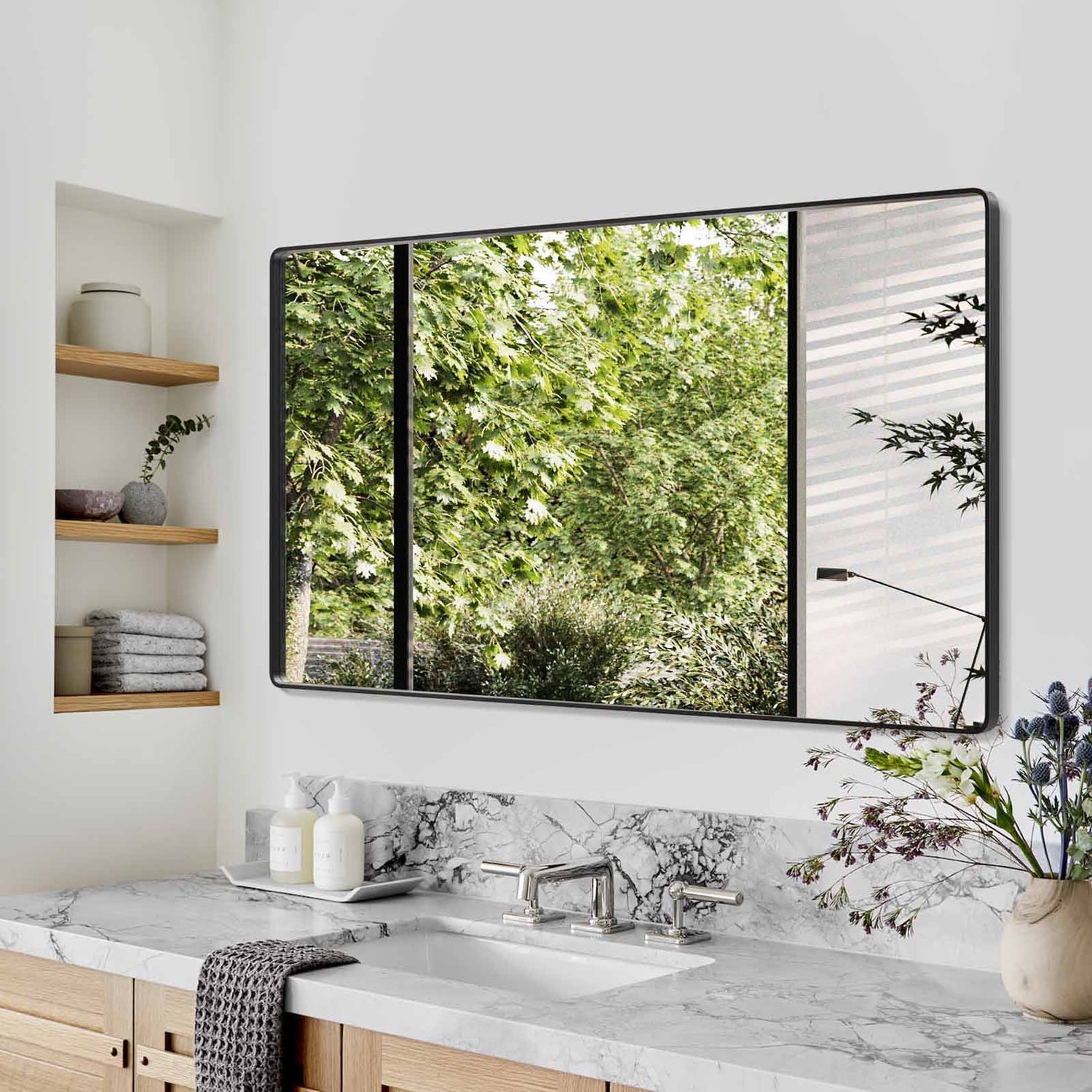 Suiforlun Framed Bathroom Mirror